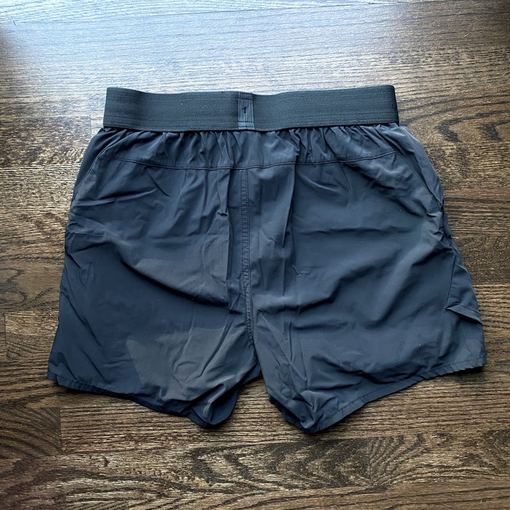 Ten Thousand Tactical Short (5”)